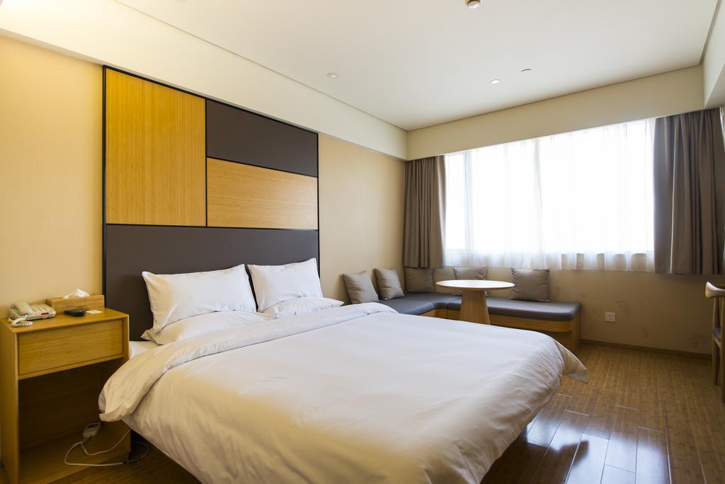 Ji Hotel Shanghai Stadium Екстер'єр фото